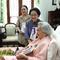 Presiden Kelima RI Megawati Soekarnoputri saat menghadiri perayaan ulang tahun ke-100 istri mantan Kapolri Jenderal (Purn) Hoegeng Iman Santoso, Meriyati Roeslani. (Dok. Istimewa)