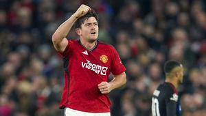 Pemain Manchester United, Harry Maguire melakukan selebrasi setelah mencetak gol ke gawang FC Copenhagen pada laga Grup A Liga Champions 2023/2024 di Old Trafford, Manchester, Inggris, Rabu (25/10/2023) dini hari WIB. Maguire keluar sebagai salah satu penentu kemenangan tim selain Andre Onana yang berhasil menepis tendangan penalti di penghujung laga. Ia sukses mencetak satu-satunya gol pada menit ke-72. (AP Photo/Dave Thompson)