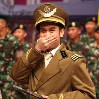 Seandainya Olga Syahputra masih ada di dunia ini, presenter kondang yang lahir pada 8 Februari 1983 ini telah genap berusia 35 tahun. Namun takdir berkata lain, 27 Maret 2015 silam, Olga pun harus tutup usia. (Instagram/bilsky16)