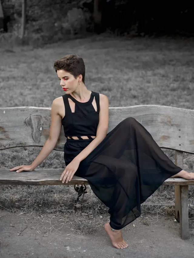 ilustrasi arti warna hitam/unsplash