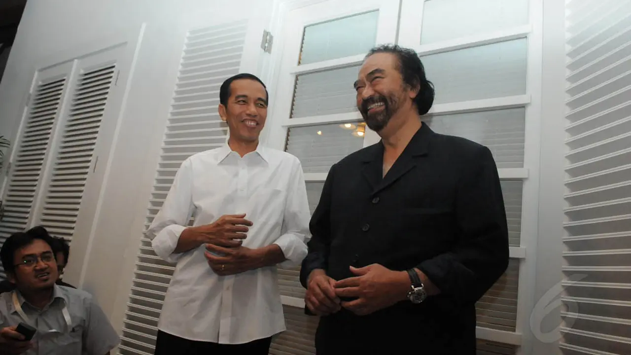 Jokowi dan Surya Paloh Rapat di Rumah Transisi