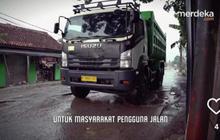 Program Jalan Leucit Pemprov Jabar: Ikhtiar Panjang Mewujudkan Akses Aman di Parung Panjang