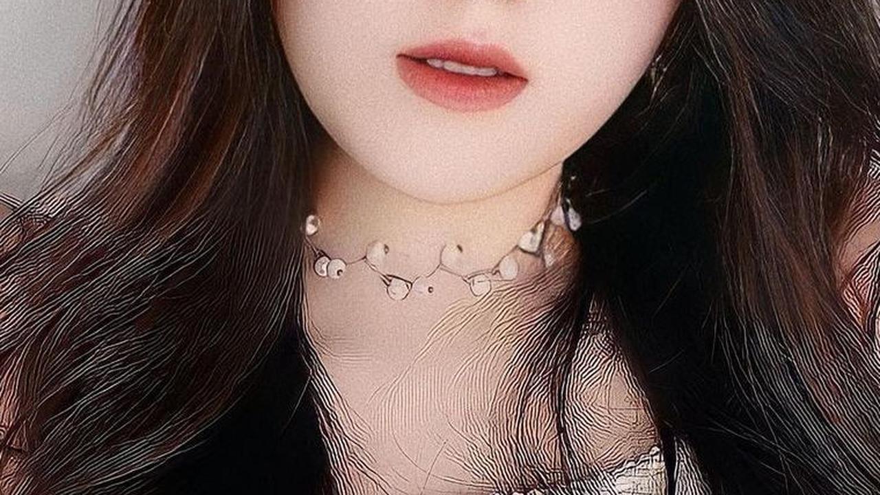 Masuk Dalam Top 100 YouTubers, Ini Sosok Karen Lorenza yang Disebut Mirip Idol Korea
