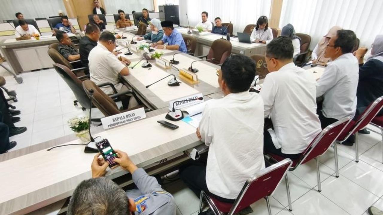 DPRD Sulsel Mendesak BBPJN Perbaiki Jalan Berlubang Jelang Mudik Lebaran 2026
