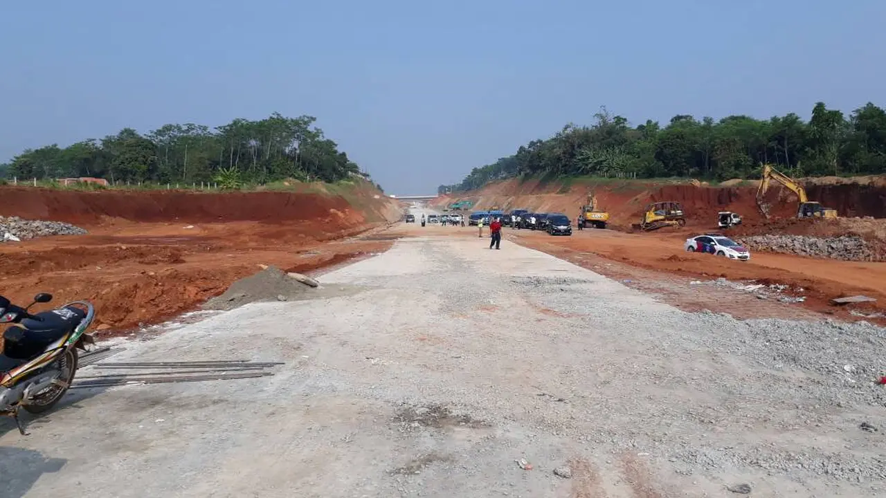 Kondisi jalan tol Brebes - Weleri yang fungsional saat mudik (foto: Ilyas Liputan6.com)