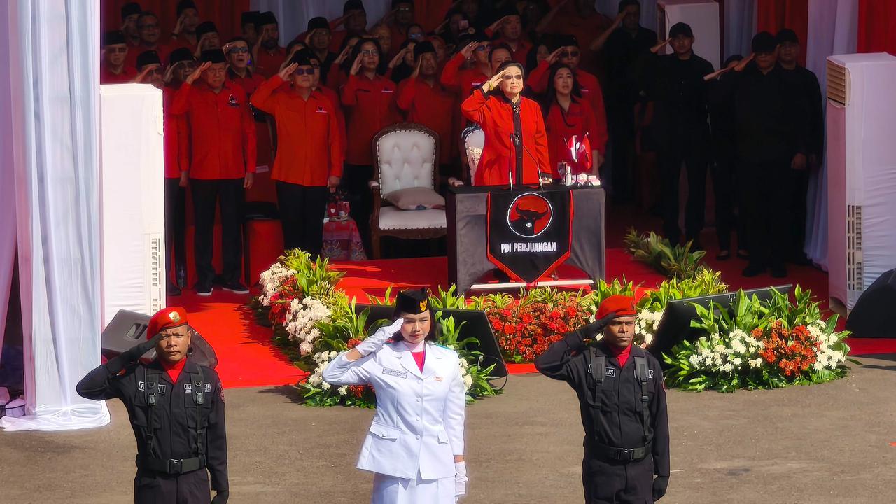Sambil Menangis, Pesan Mendalam Megawati Untuk Kader PDIP Jaga Api Kemerdekaan Tetap Menyala
