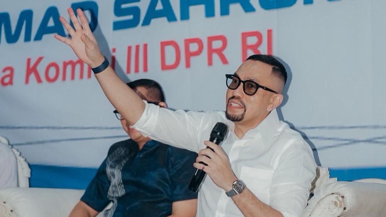 Momen Iduladha, Sahroni DPR Bagikan 38 Sapi Kurban untuk Warga Jakarta