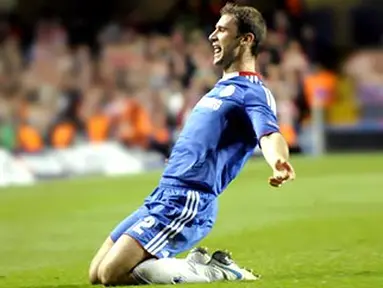 Selebrasi dari Branislav Ivanovic yang menyumbang dua gol saat Chelsea mengalahkan Spartak Moskow dalam partai Liga Champions di Stamford Bridge, 3 November 2010. FP PHOTO/Olly Greenwood