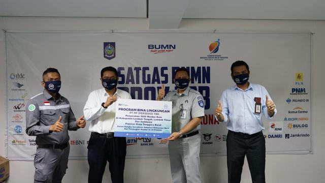 PTPP salurkan masker gratis.