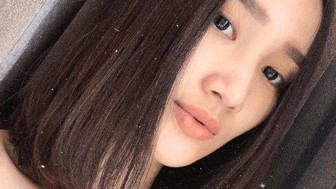 Pesona Bella Aprilia, kekasih Ivan Gunawan, saat pamer wajah tanpa makeup. (Sumber: Instagram/@bellaapriliasant)