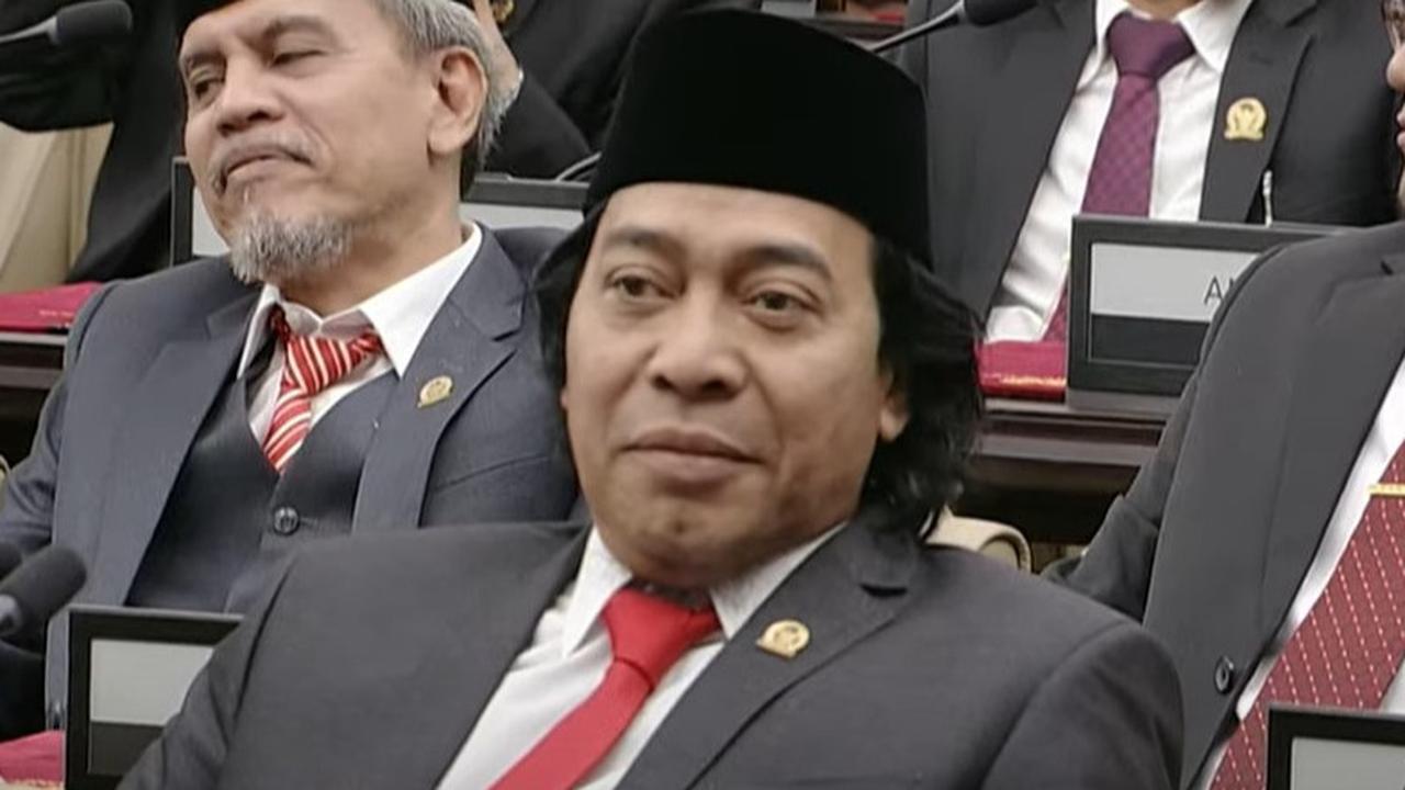 VIDEO: Heboh, Komeng Ngelawak Minta Pindah Komisi di Sidang DPD "Nanti Nyewa Truk Lagi"