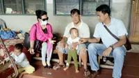 Perwakilan dari Lembaga Perlindungan Anak Riau mengunjungi panti setelah meninggalnya salah satu penghuni secara tak wajar. Foto: (M Syukur/Liputan6.com)