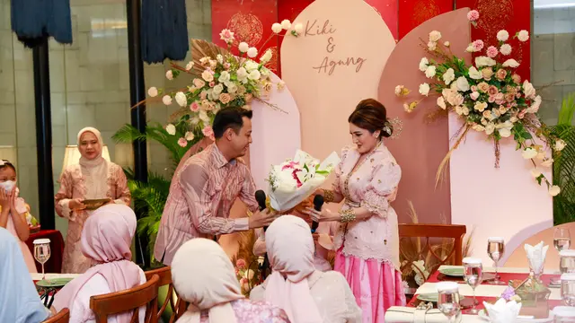 Kiki Amalia Tunangan Agung Nugraha