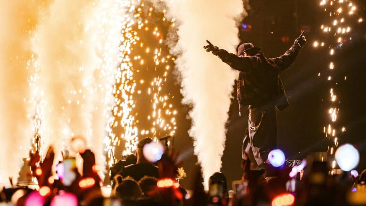 Rose, G-Dragon, Taeyang, dan J-Hope Sukseskan Konser Amal Bertajuk Le Gala des Pièces Jaunes di Paris