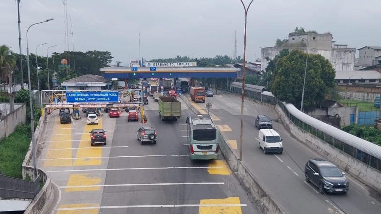 Gerbang Tol Amplas