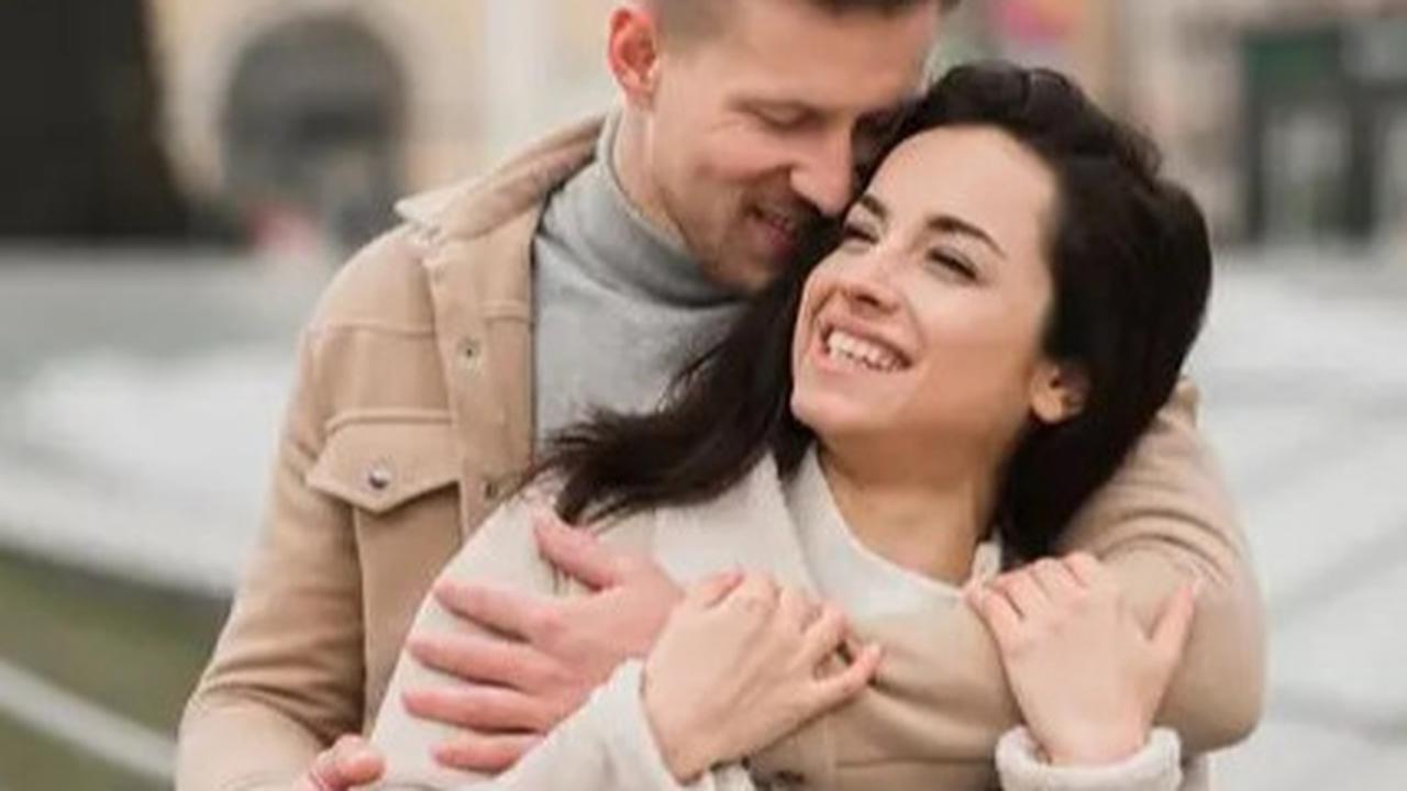 Sikap Perempuan yang Membuat Pria Nyaman dan Jatuh Cinta