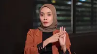 Psikolog Indah Sundari soal 3 Aspek yang Perlu Ditinjau Saat Merasa Punya Masalah Mental. Foto: tangkapan layar Youtube DRV Channel.