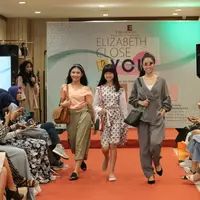 Trunk Show Elizabeth hadir dengan tiga look/Stella Maris
