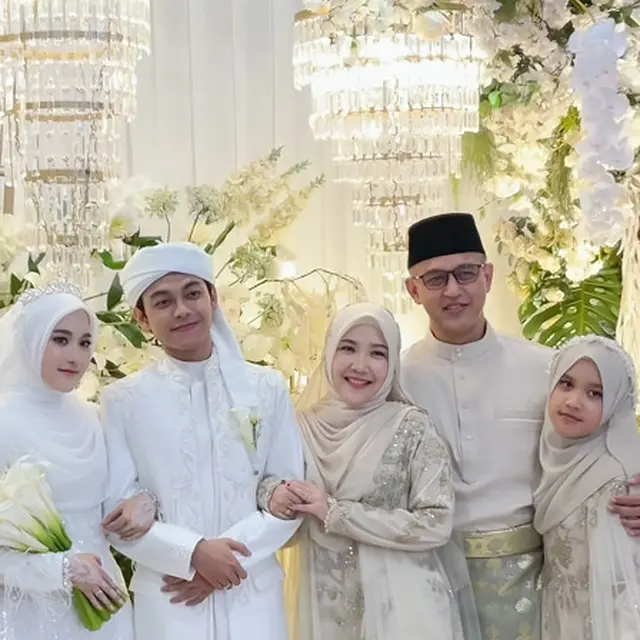 6 Potret Bunda Aliyya Ibu Kamila Asy Syifa, Dekat dengan Gus Zizan