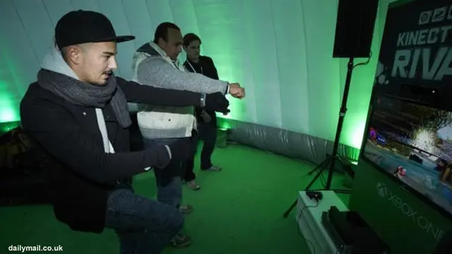 xbox-4-131122b.jpg