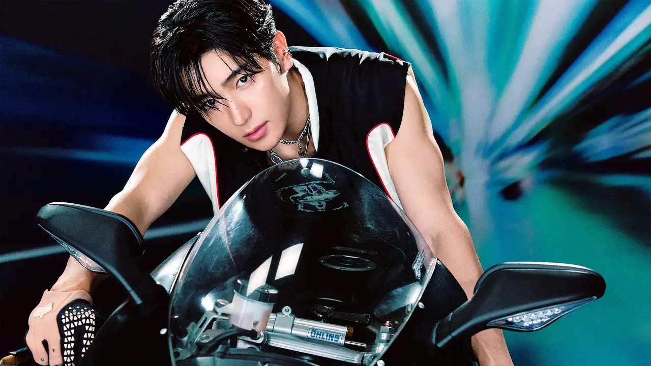 Hyunjae The Boyz. (One Hundred via Soompi)