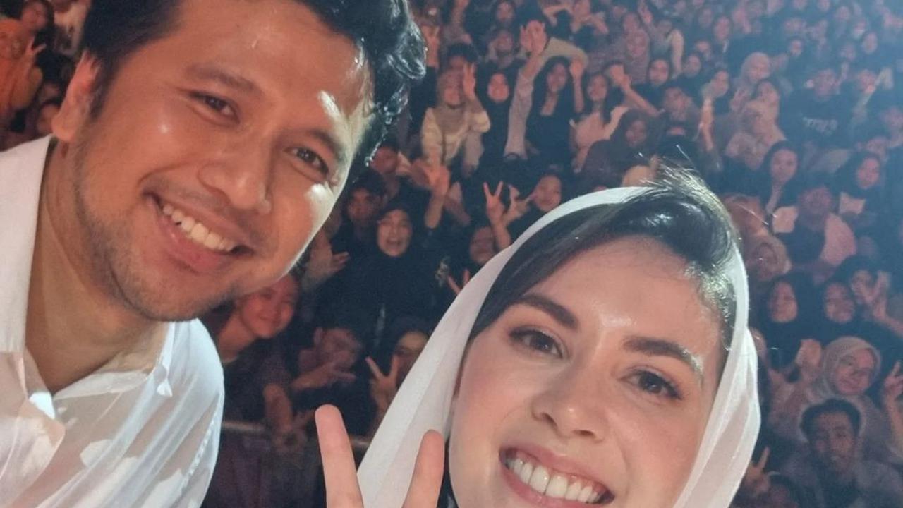 Kemesraan Arumi Bachsin Dukung Emil Dardak di Pilkada Jatim 2024, Gemas Bikin Iri