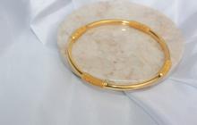 8 Model Gelang Emas 1 Gram 18K Terbaru 2025 yang Simple dan Cantik, Elegan Dikenakan