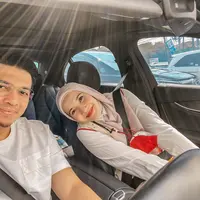 Zaskia Sungkar dan Irwansyah. (Foto: Instagram @zaskiasungkar15)