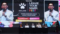 CEO Kelme Indonesia, Kevin Wijaya, saat memberikan keterangan dalam event Leave Your Mark Fest di Stadion Utama Gelora Bung Karno (SUGBK), Jakarta, Kamis (12/3/2026). Kelme menjadi official jersey Timnas Indonesia sejak 2026. (Bola.com/Bagaskara Lazuardi)