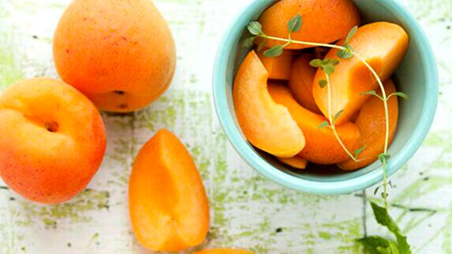 Buah aprikot