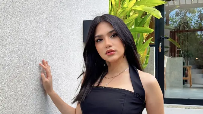 Davina Karamoy dan Pelajaran dari Waktu yang Tak Kembali