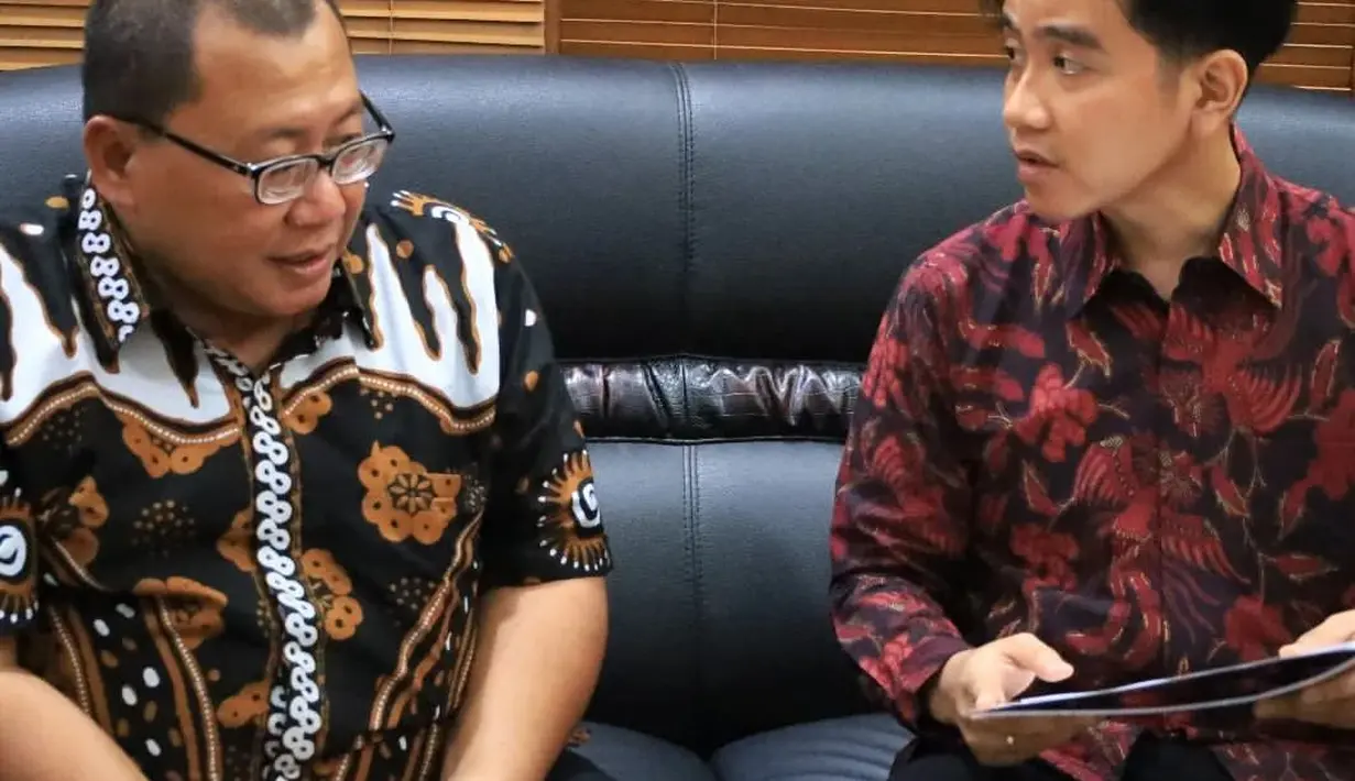 Pengunduran diri ini dilakukan Gibran untuk mempersiapkan dirinya menjelang pelantikan Presiden dan Wakil Presiden Terpilih mendatang. [Foto: Instagram/dprdkotasurakarta]