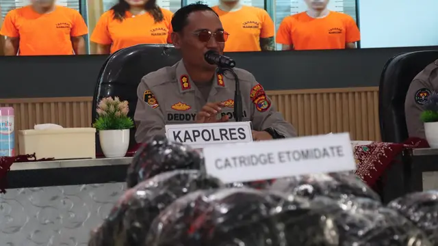 Bawa 9.954 Cartridge Narkotika, Pria Ini Dijanjikan Upah Rp100 Juta
