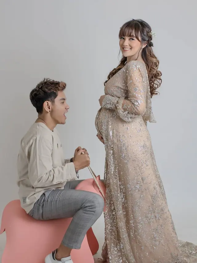Maternity Shoot Nessa Alvyana dan Aditya Suryo. (Sumber: Instagram/maidaphoto)