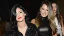 Beberapa hari belakangan ini, publik memang sedang kaget dengan pemberitaan soal kehamilan Kylie Jenner. Namun sampai sekarang, adik sambung Khloe Kardashian ini belum mengonfirmasi kebenaran yang sesungguhnya. (AFP/Jason Kempin)