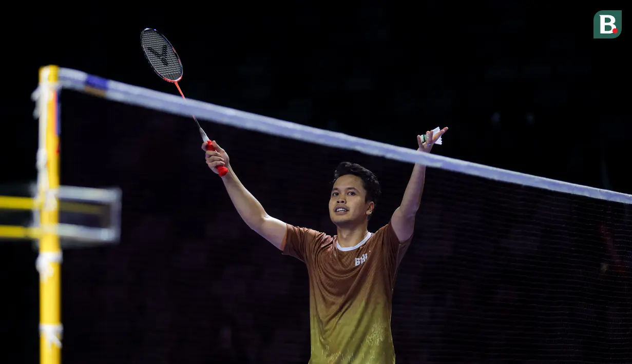 Pebulu tangkis tunggal putra Indonesia, Anthony Ginting dari tim Hurricanes merayakan kemenangan atas Jonatan Christie dari tim Blitzers dalam laga Badminton XL 2025 di Istora Senayan, Jakarta, Sabtu (04/10/2025). (Bola.com/Bagaskara Lazuardi)