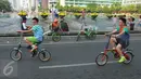 Suasana Car Free Day di Bundaran HI, Jakarta, Minggu (21/6). Pada Bulan Puasa ini suasana di CFD sepi pengunjung dikarenakan sebagian umat muslim menjalankan ibadah puasa. (Liputan6.com/Herman Zakharia)