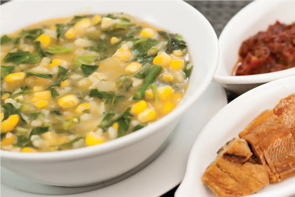 Resep Mudah Bubur Manado untuk Menu Makan Sehat