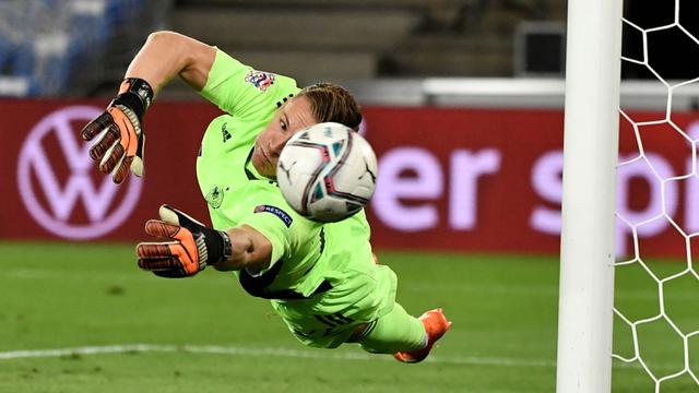 Foto Piala Eropa: 6 Kiper Berbanderol Tinggi di Ajang Euro 2020, Gianluigi Donnarumma dan Thibaut Courtois Tertinggi