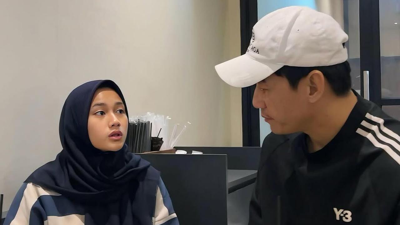 7 Potret Ifan Seventeen Bersama Anak Perempuannya, Suapi Sang Putri - Antar ke Bandara Mau Balik Pesantren