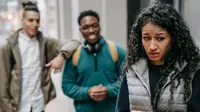 7 Tanda Orang Tidak Benar-Benar Baik, Rahasia Psikologi Mengenali Sosok yang Pura-Pura Peduli