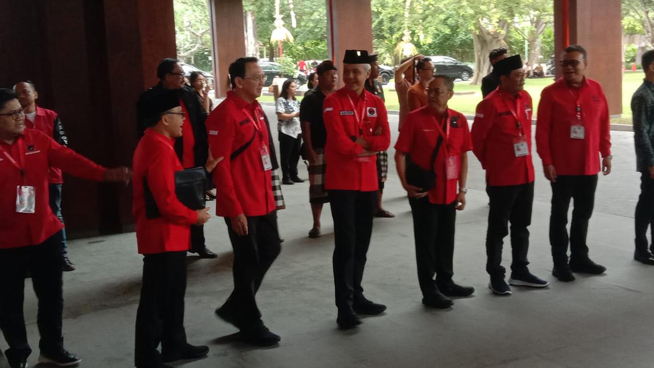 Potret Elite PDIP Berbaris Sambut Megawati di Bimtek Bali, Ada Ahok hingga Ganjar Pranowo
