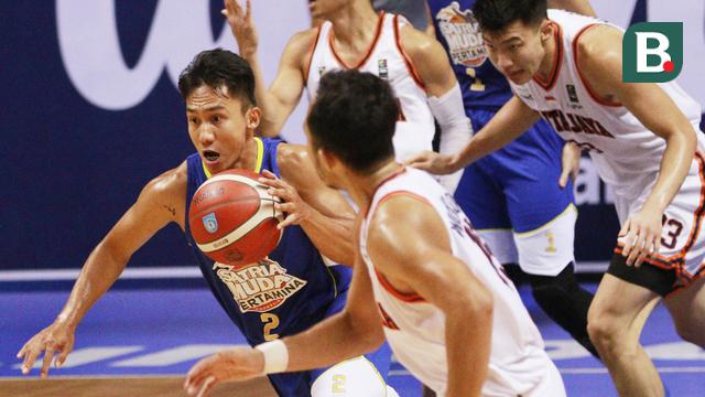 Foto Final IBL: Kalahkan Pelita Jaya, Titel IBL 2021 Milik Satria Muda