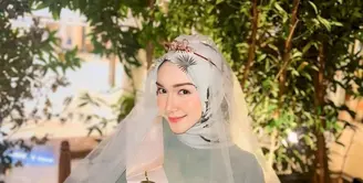 Jelang hari bahagianya itu, Melody Prima mendapat kejutan bridal shower yang dipersiapkan oleh para sahabatnya. [@melodyprima]