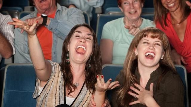 Ilustrasi tertawa. ©Shutterstock.com/CREATISTA