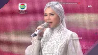 Rossa menyanyi di pembukaan Final Puteri Muslimah 2019