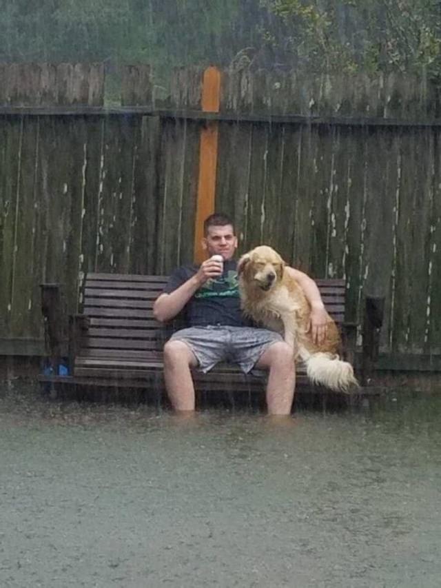 Bikin Gagal Paham, Ini 8 Aksi Orang Cuek Dengan Sekitarnya