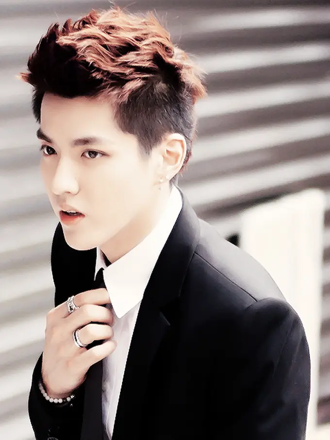 Kris EXO