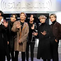 Boy group asal Korea Selatan, BTS, saat berada di SiriusXM Studios, New York, 21 Februari 2020. (AFP/Cindy Ord)