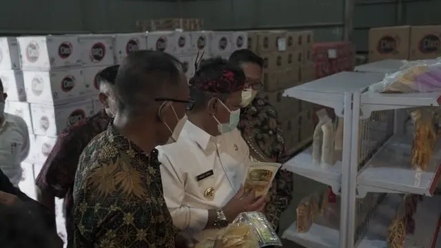Peresmian Gudang Festival yang diadakan Surge, Kementerian Koperasi dan UKM (Kemenkop UKM), serta Induk Koperasi Unit Desa (Dok. Surge)